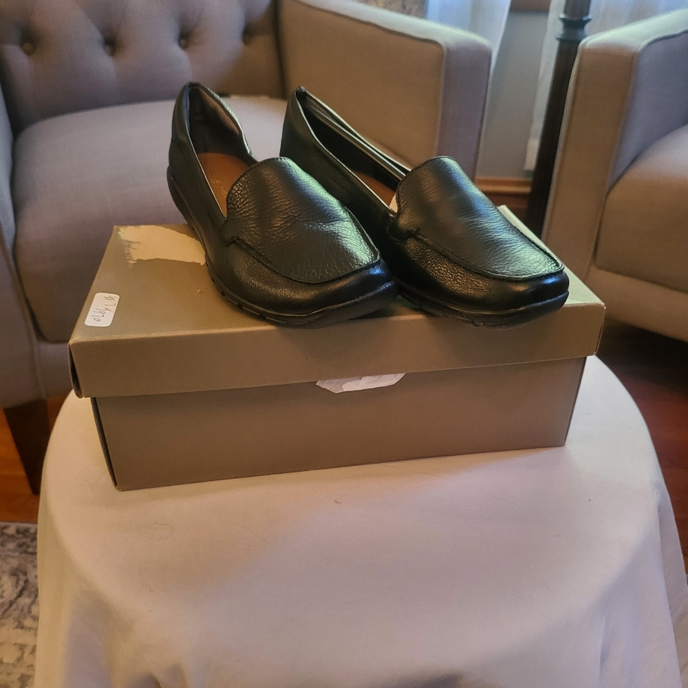 Easy Spirit Shoes
